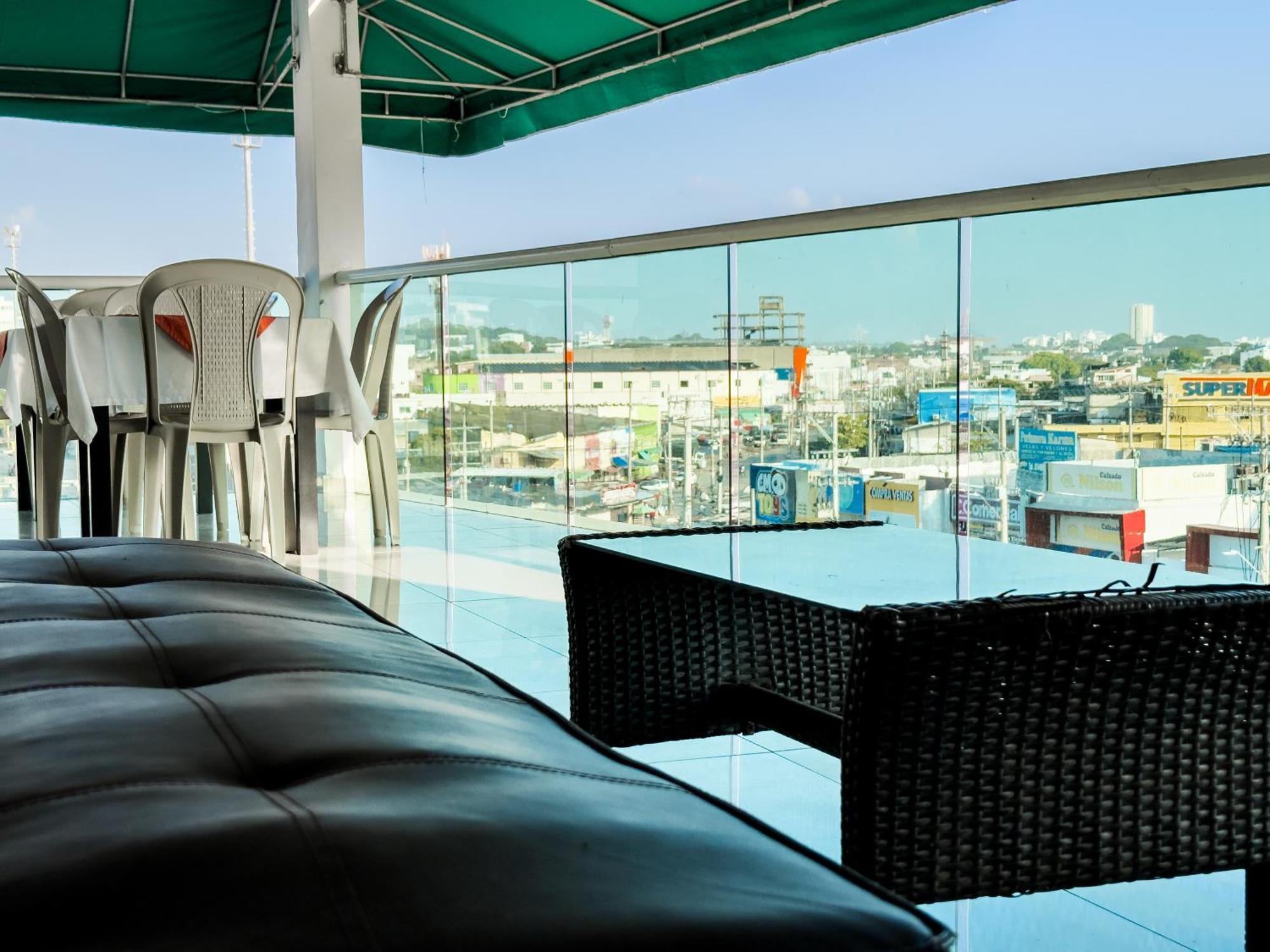 Hotel Bazurto Plaza Cartagena エクステリア 写真