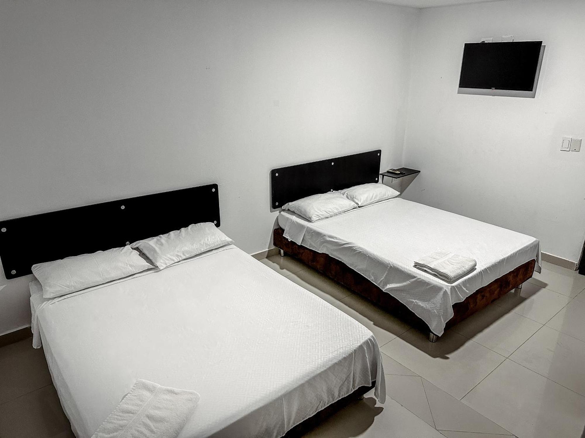 Hotel Bazurto Plaza Cartagena エクステリア 写真